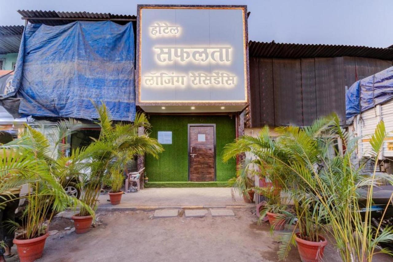 Hotel Safalta Residency, Chembur Мумбаи Экстерьер фото